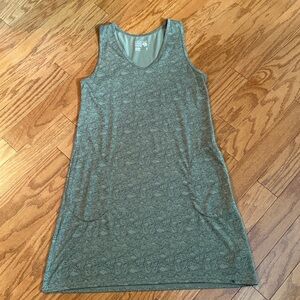 Mountain Hardwear - Women's -Everyday Perfect Dres - Size Small EUC / Like New